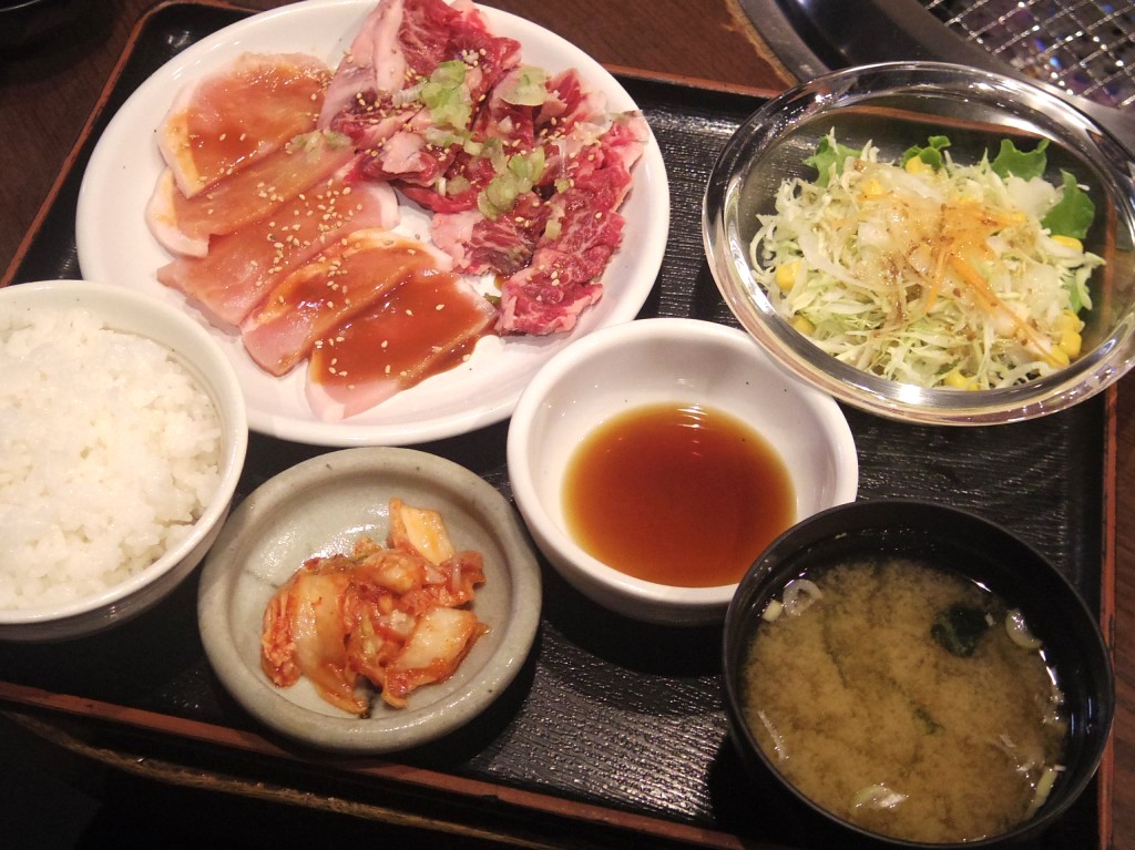 うまいものダイニング大志麻（おおしま）の焼肉ランチ　焼肉定食