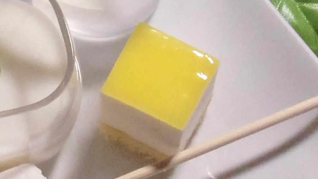 宮崎県産日向夏のケーキ
