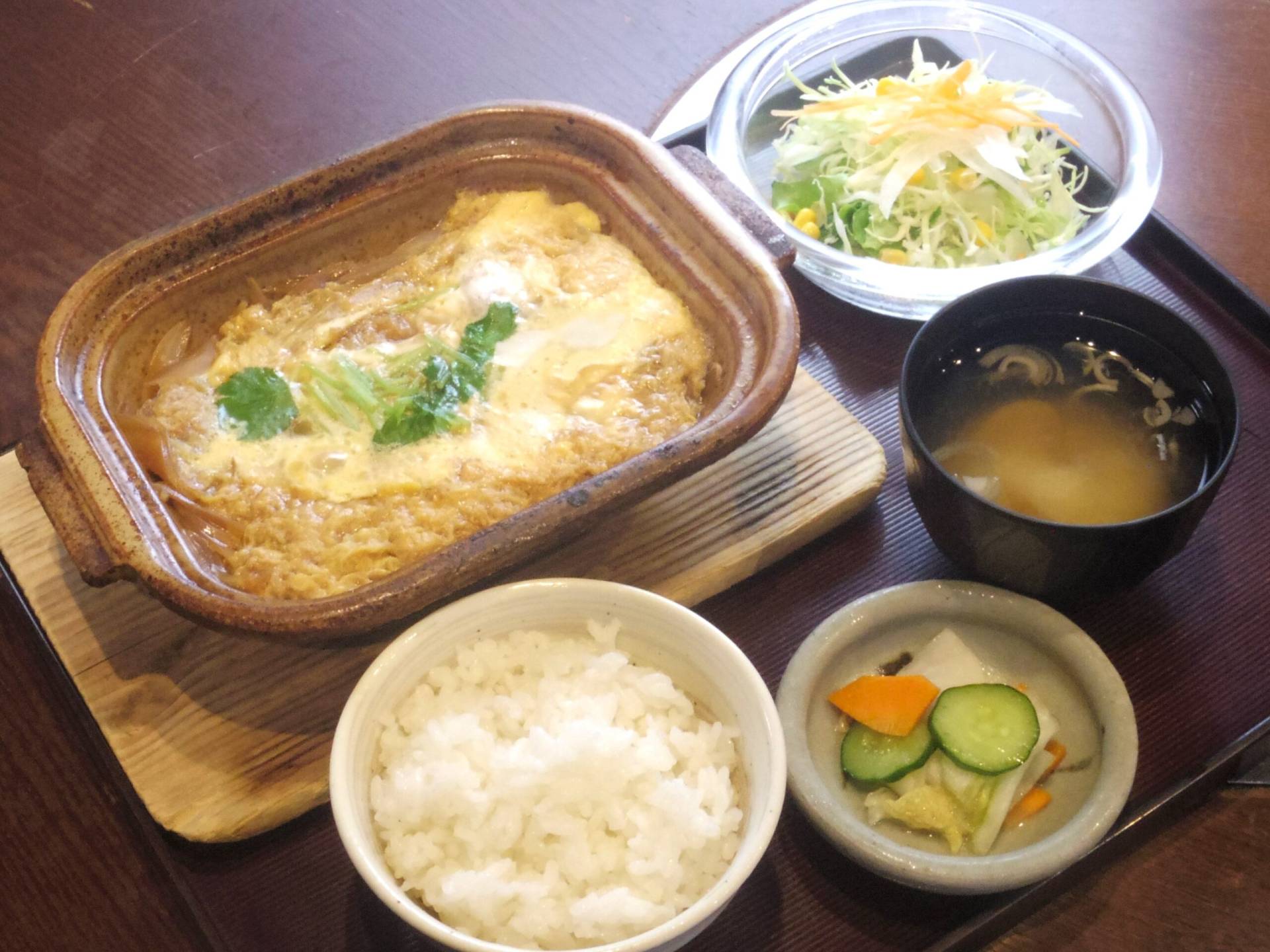 大志麻のカツ煮定食写真